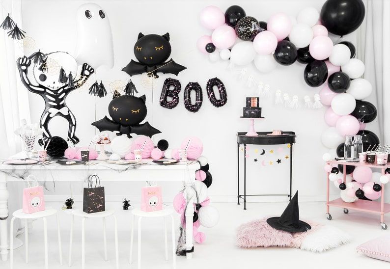 balloon decor for halloween