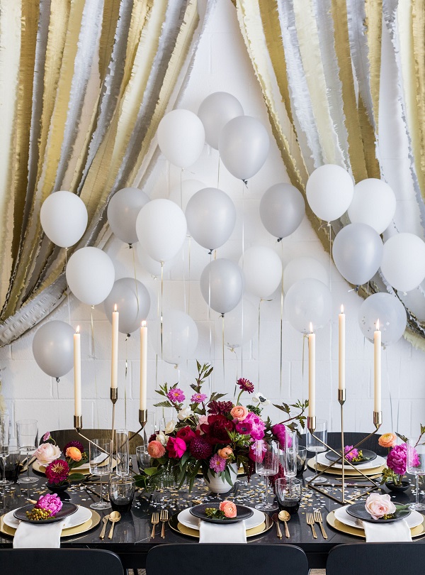 centerpiece ideas with balloons