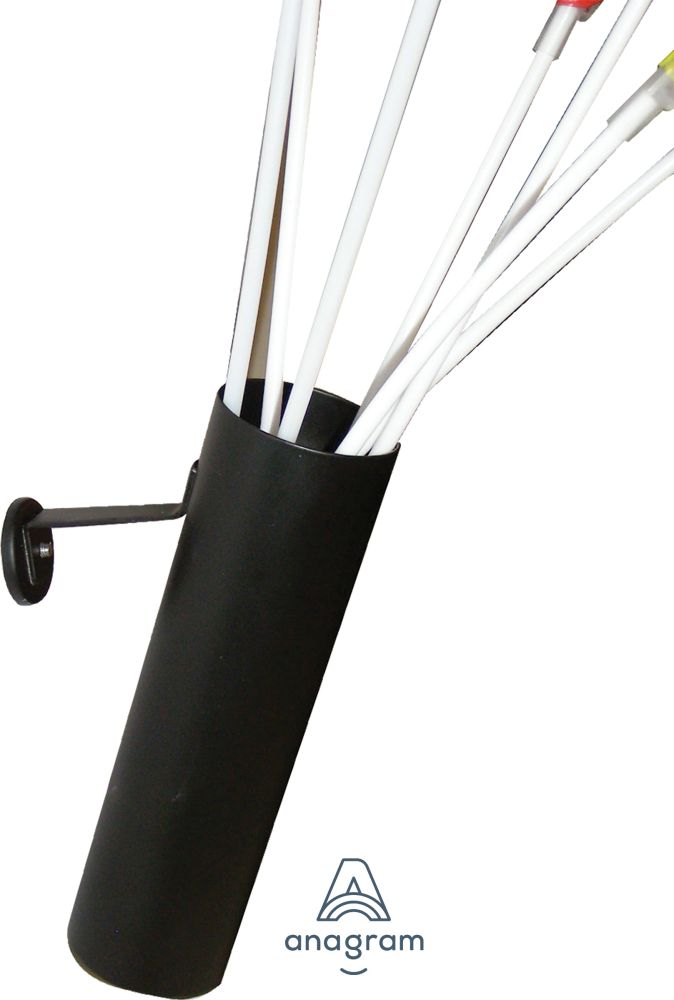 Metal Cylinder With Magnet